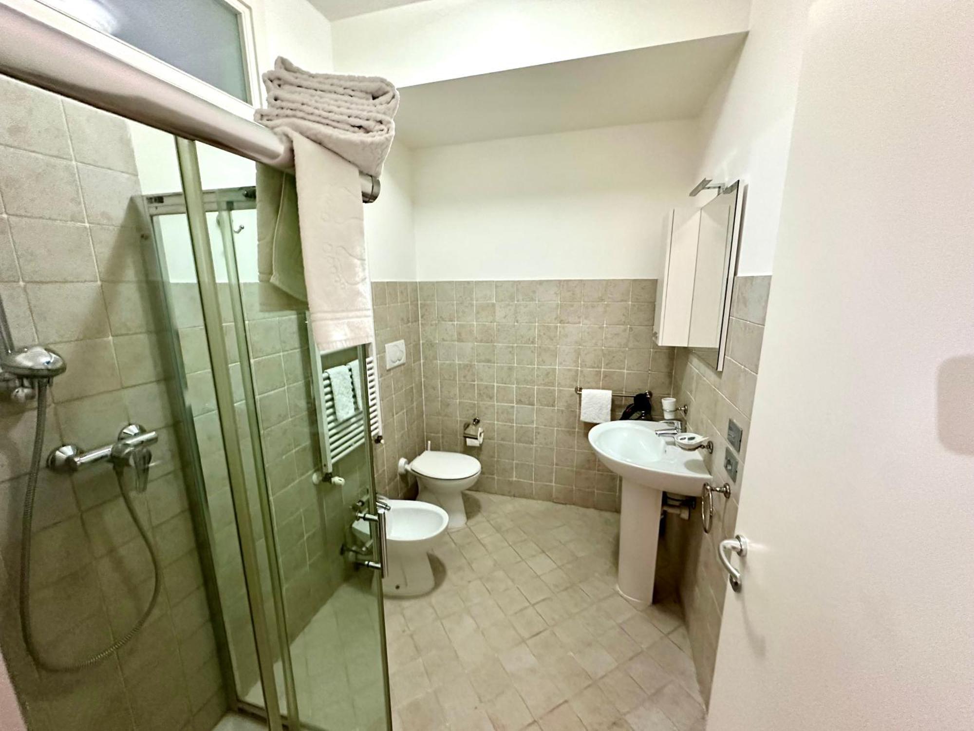Ai Giardini Rooms -Vicino Ospedale Borgo Trento E Centro Storico Verona Exteriér fotografie